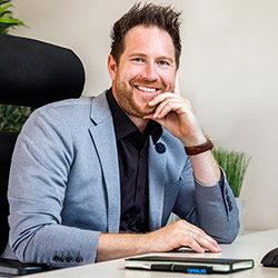 Foto von Dominik Listl, Geschäftsführung, QABUS Metallbau GmbH