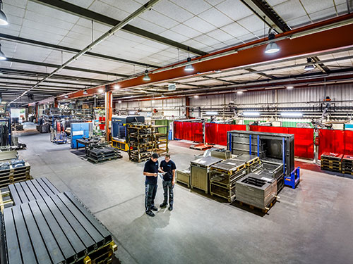 Blick in das Werk bei QABUS